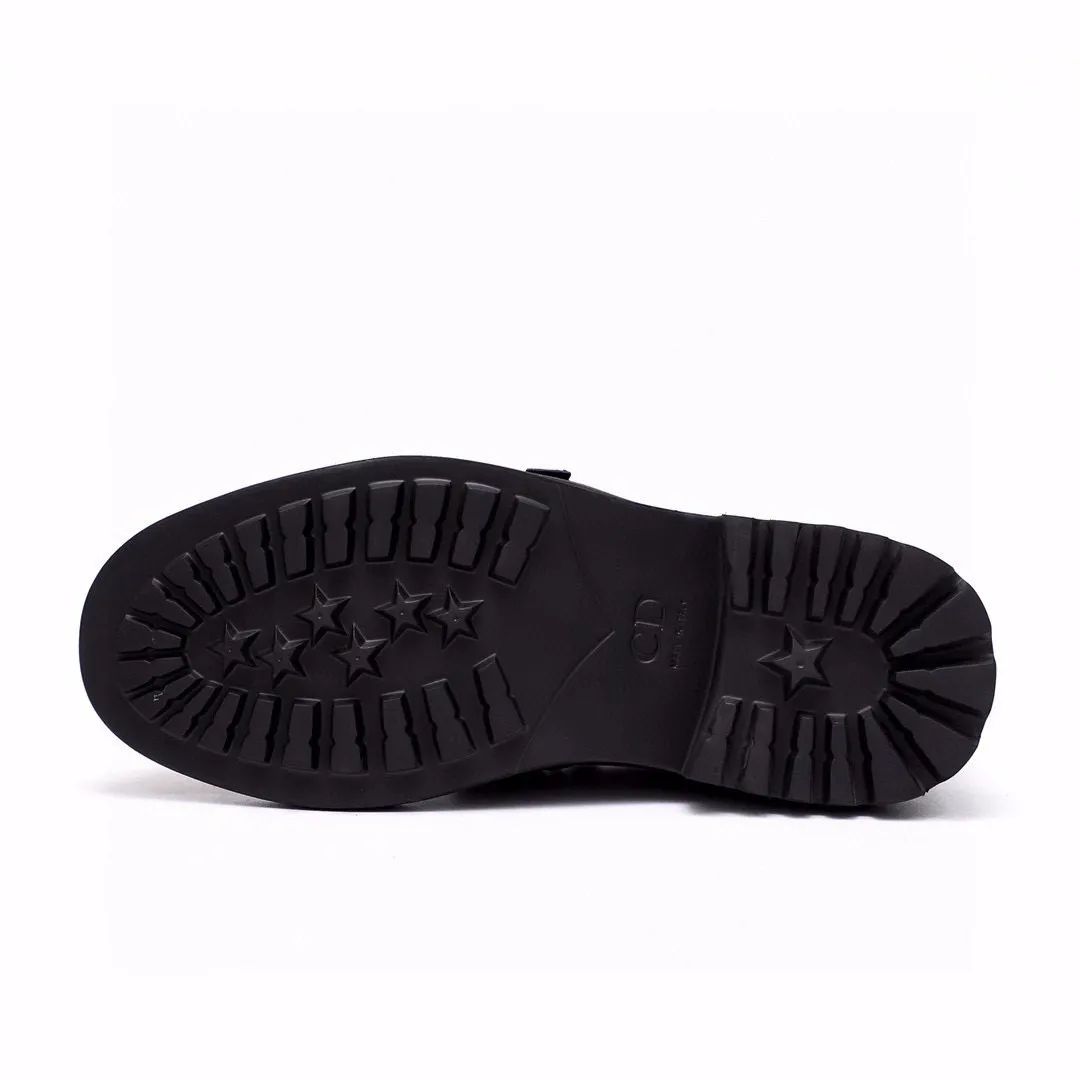 P680 💐《Dior》Dior 🇮🇹🇮🇹Counter synchronization Top purchasing agent🔍🔍Men 2⃣️0⃣️2⃣️5⃣️Business leather shoes Original open-edge beads imported from Italy, fully imported cowhide leather lining, sole: original TPU outsole, exclusive movable molded sole, super comfortable, original factory follow-up goods, 🔍🔍high quality, you can enter and leave the counter at will, welcome to compare. Regular code 39-44 (38.45🉑️customized)